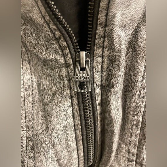 Buckle Jacket - Picture 3 of 8